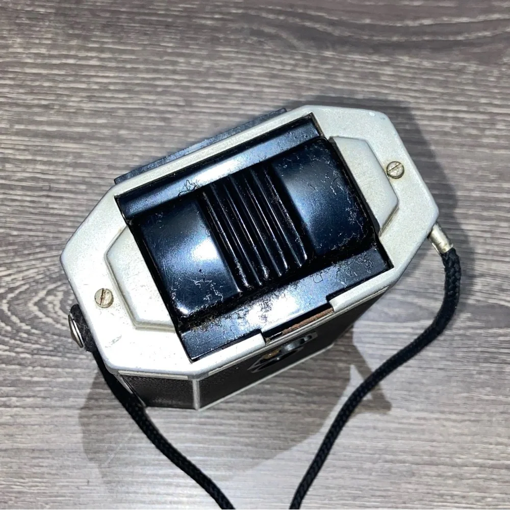 VINTAGE KODAK Brownie Reflex Synchro Model Camera Made In USA